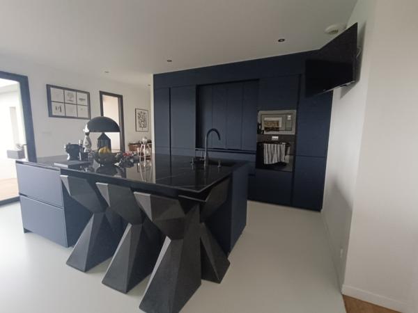 Maison à vendre |  Saint-Caprais-de-Bordeaux |  8 pièces | 198 m²