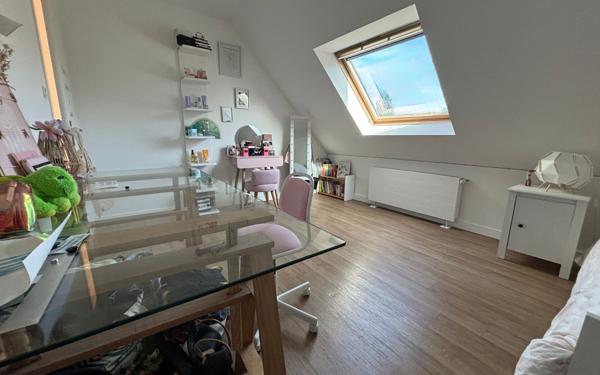 Maison à vendre    5 pièces • 85,86 m2 Séné