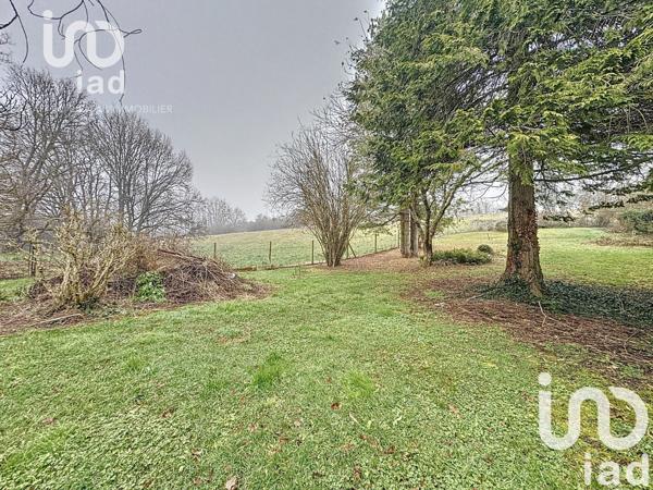 Maison traditionnelle 6 pièces de 150 m² à Saint-Maurice-sur-Aveyron (45230)