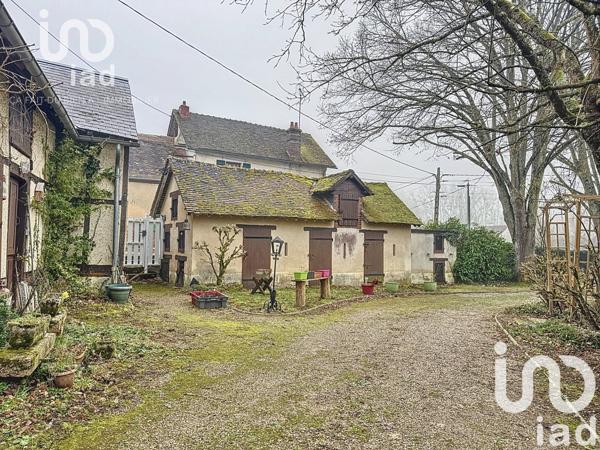 Maison traditionnelle 6 pièces de 150 m² à Saint-Maurice-sur-Aveyron (45230)