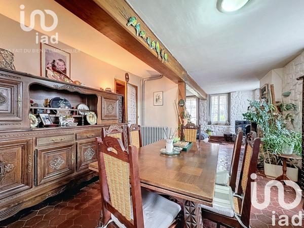 Maison traditionnelle 6 pièces de 150 m² à Saint-Maurice-sur-Aveyron (45230)