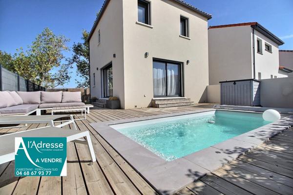A VENDRE CLAIRA VILLA F4 CONTEMPORAINE SUR TERRAIN 3 FACES AVEC PISCINE.