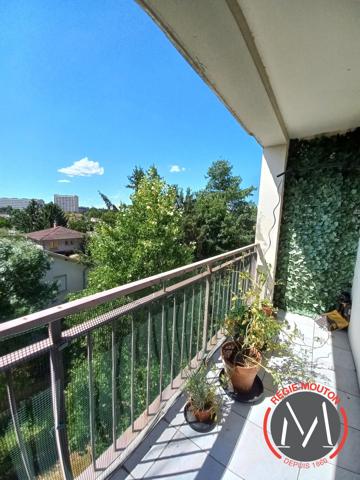 Bel appartement T3 - 69500 BRON