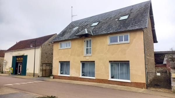 Maison à vendre 6 pièces VILLEGATS (27)