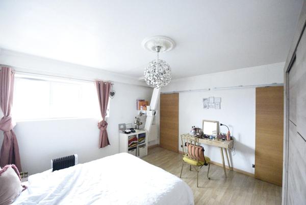 Maison à vendre 6 pièces VILLEGATS (27)