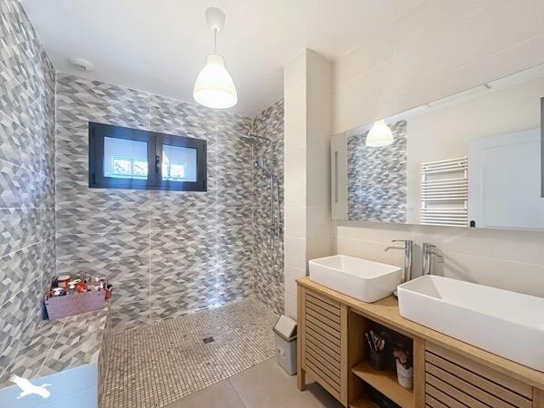 Maison 638 670 € Pessac 6 p 143 m² DPE A