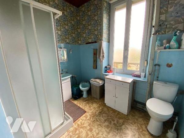 Maison à vendre à Plouha (22580) en Côtes-d'Armor (22)

Cette maison située à Plouha, dans le...