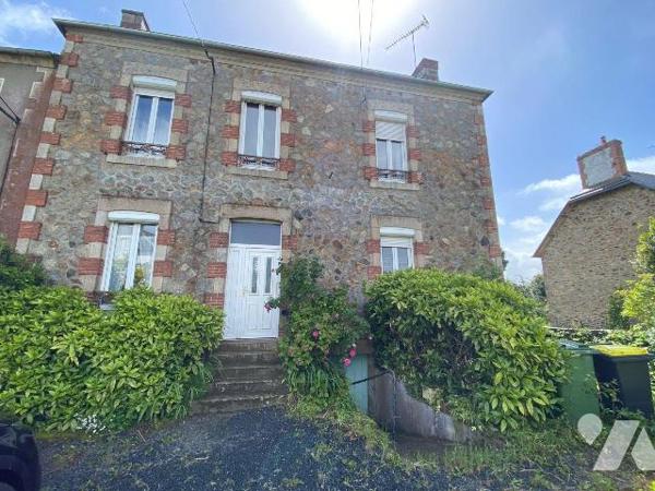 Maison à vendre à Plouha (22580) en Côtes-d'Armor (22)

Cette maison située à Plouha, dans le...
