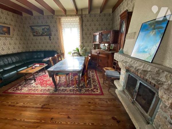 Maison à vendre à Plouha (22580) en Côtes-d'Armor (22)

Cette maison située à Plouha, dans le...