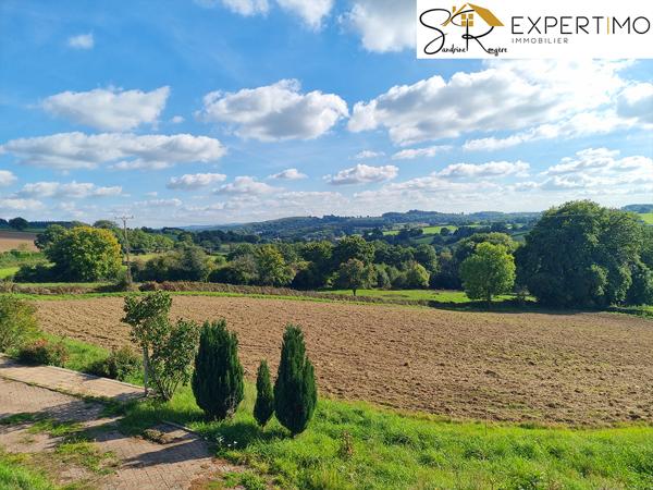 Sainte-Christine (63390) Exclu Maison à Sainte-Christine de 106 m² sur 13180 m² de terrain attenant