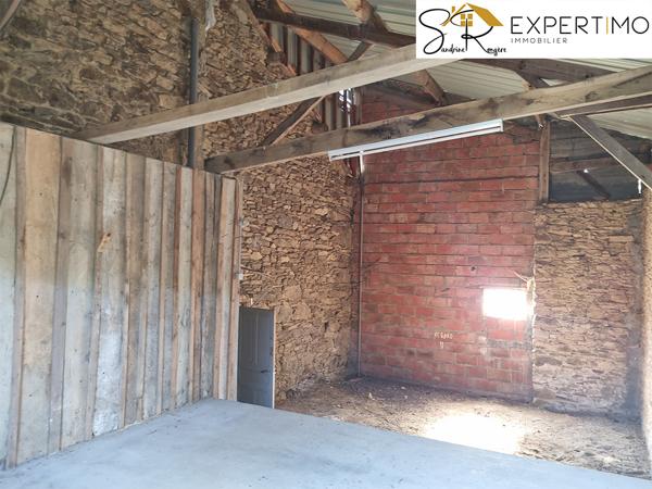 Sainte-Christine (63390) Exclu Maison à Sainte-Christine de 106 m² sur 13180 m² de terrain attenant