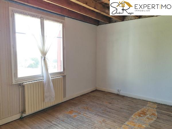 Sainte-Christine (63390) Exclu Maison à Sainte-Christine de 106 m² sur 13180 m² de terrain attenant