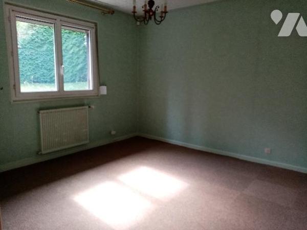 les Breuchottes , secteur très calme , pavillon individuel 105 m² , terrain 688 m²