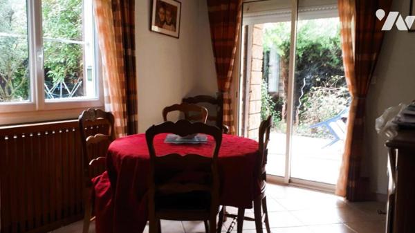 IMPOSANTE VILLA DE 7 CHAMBRES SUR 1332 M² DE TERRAIN