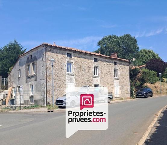 Maison rénovée de caractère  165 m² Terrain arboré