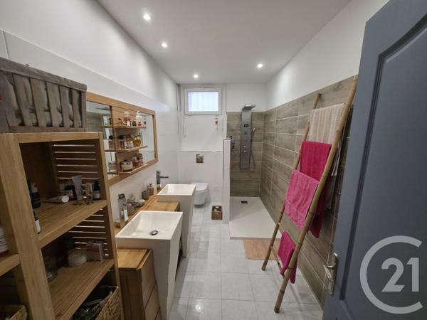 Appartement F3 à vendre  3 pièces - 77,85 m2 NIMES - 30