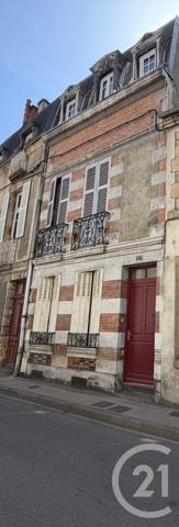 Immeuble à vendre  170 m 2   MOULINS  - 03