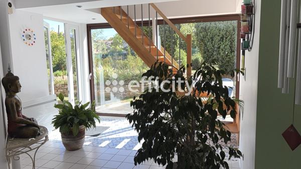 Maison
         4 pièces
        - 116 m² Exclusivité 359 000 € *