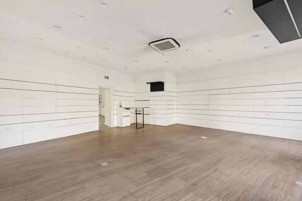 Local · Vente Lyon (69007) 7 pièces · 131m²