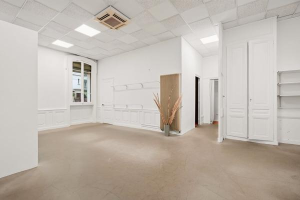 Local · Vente Lyon (69007) 7 pièces · 131m²
