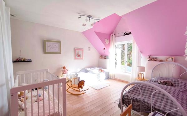 Maison à vendre    6 pièces • 184 m2 Mézières-sur-Seine