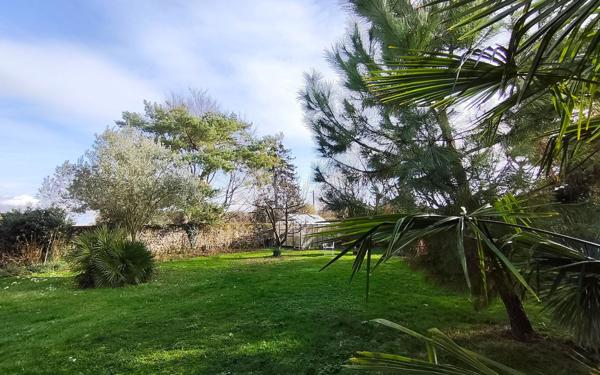 Maison à vendre    6 pièces • 184 m2 Mézières-sur-Seine