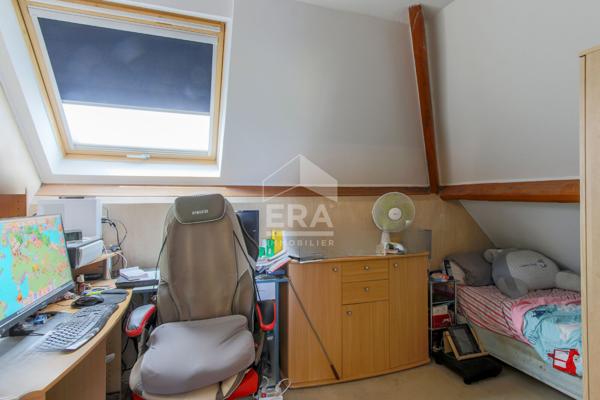 Maison 6 pièces à vendre à Beynes - 99,36 m² avec jardin et garage double
