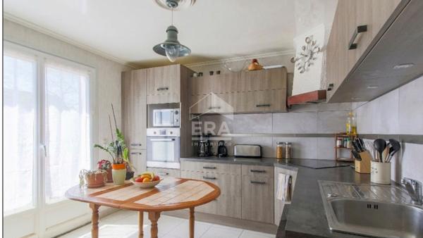 Maison 6 pièces à vendre à Beynes - 99,36 m² avec jardin et garage double
