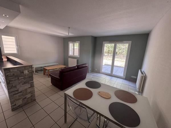 Maison mitoyenne 1 côté à louer, 4 pièces - Pessac 33600