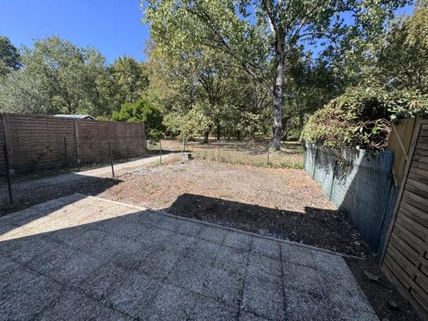 Maison mitoyenne 1 côté à louer, 4 pièces - Pessac 33600