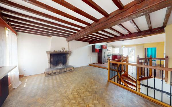 Maison à vendre    4 pièces • 162,98 m2 Trévoux