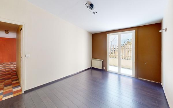 Maison à vendre    4 pièces • 162,98 m2 Trévoux