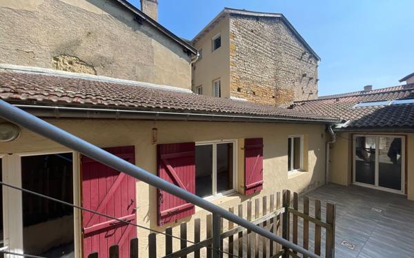 Maison à vendre    4 pièces • 162,98 m2 Trévoux