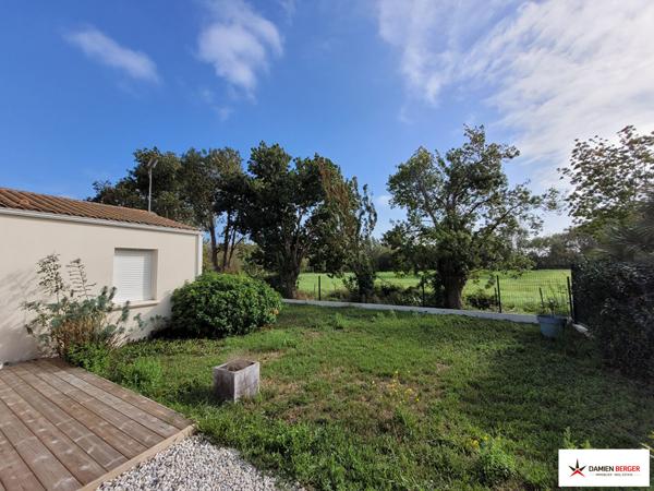 Belle maison contemporaine avec vue dégagée. Perigny