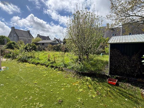 Maison à vendre à Lesneven dans le Finistère (29260), ref : 046/1921