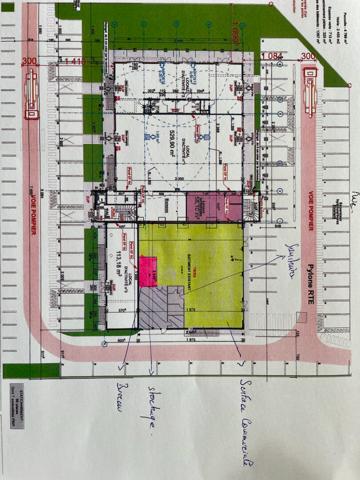 Opportunité de Location : Local Commercial de 400m2 dans un Bâtiment Basse Consommation à La Ville Aux Dames