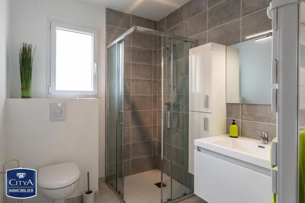 Maison à louer 3 pièces 82.2m² Trouy (18570)