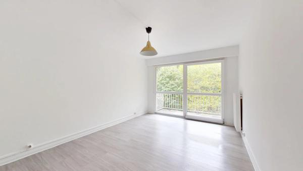 Location Appartement 3 pièces 62 m2 à Évry-Courcouronnes