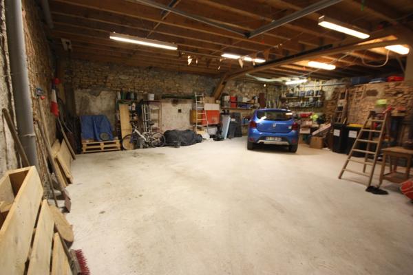 Maison à vendre 5 pièces ORDONNAZ (01)