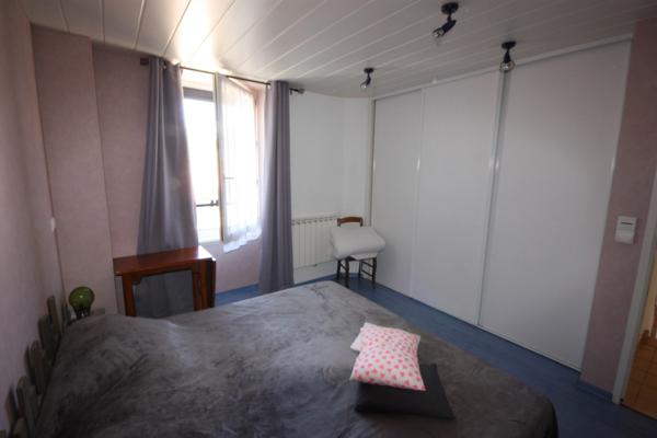 Maison à vendre 5 pièces ORDONNAZ (01)