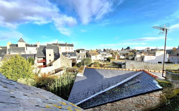 Immeuble à vendre    7 pièces • 130 m2 Le Croisic