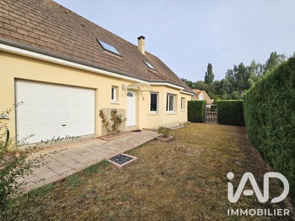 Maison à vendre 6 pièces 148 m² Le Breil-sur-Mérize