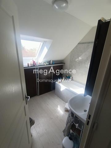 Maison à LAIGNE-EN-BELIN, 72220 - 7 pièces 157m²