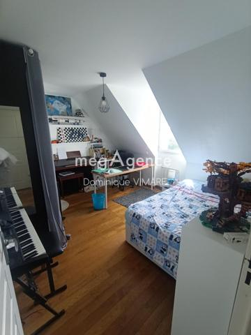 Maison à LAIGNE-EN-BELIN, 72220 - 7 pièces 157m²