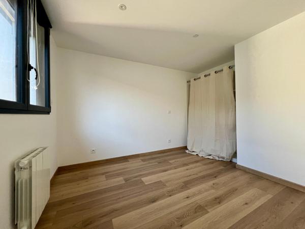 Appartement rénové 2 ch – Terrasse – 10 min mer – Les Sables-d'Olonne