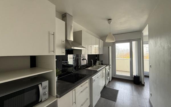 Appartement à vendre    4 pièces • 80,22 m2 Cergy