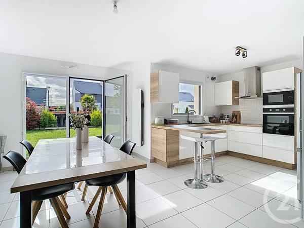 Maison à vendre  4 pièces - 89 m 2   TADEN  - 22