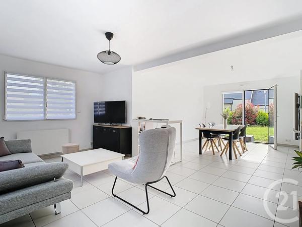 Maison à vendre  4 pièces - 89 m 2   TADEN  - 22