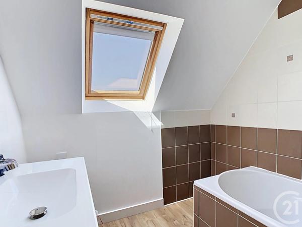 Maison à vendre  4 pièces - 89 m 2   TADEN  - 22