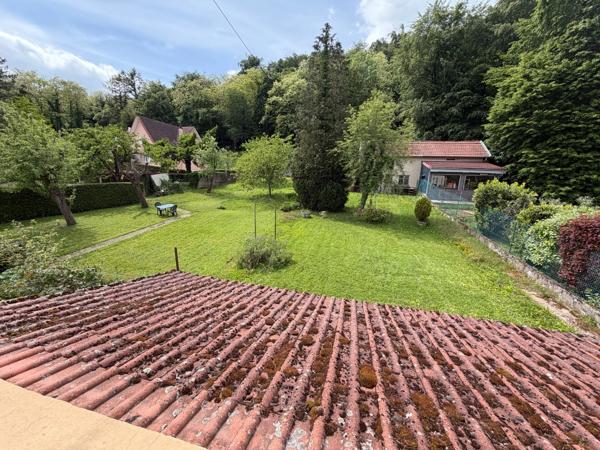 SUR LES HAUTEURS DE NEUVES-MAISONS
